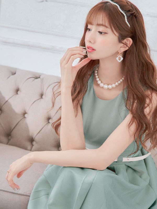 画像8: Lサイズあり【DEA./ディア】ワンカラー/ ノースリーブ/ ベルト付き/ プリーツ/ フレア/ ワンピース/ ミニドレス/ キャバドレス【OF08】 (8)