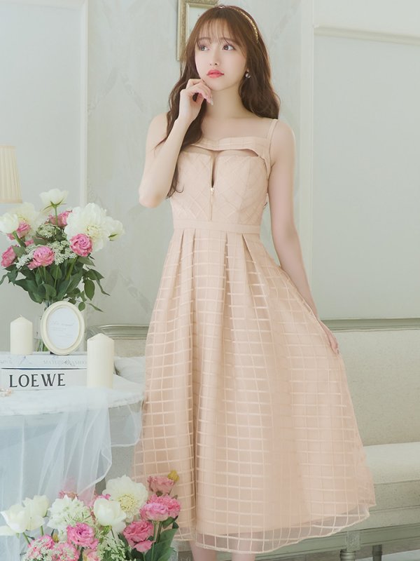 アイボリー モデル:羽澄まり 身長:158cm 着用サイズ:Sサイズ