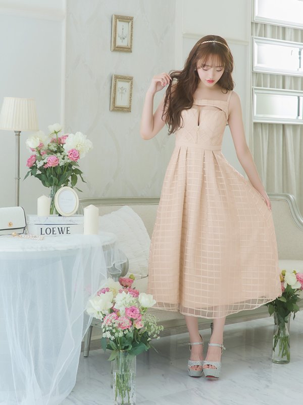 アイボリー モデル:羽澄まり 身長:158cm 着用サイズ:Sサイズ