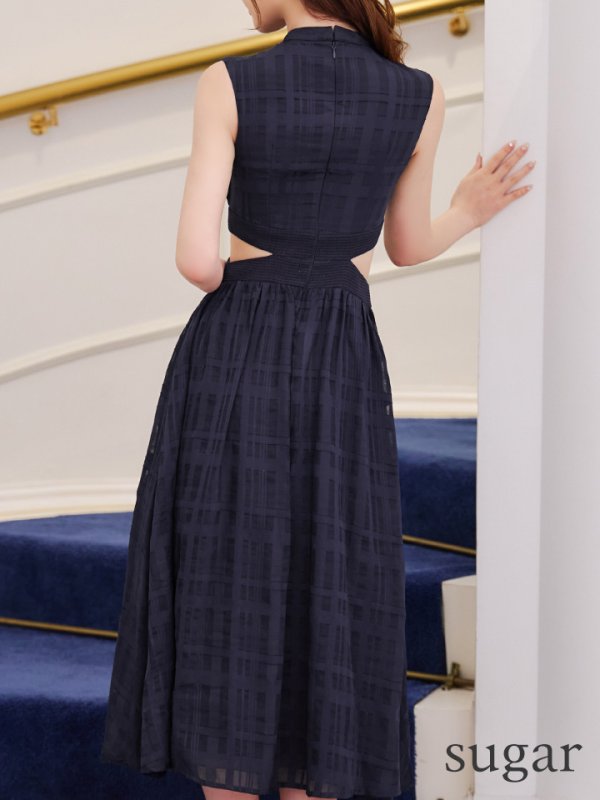 ネイビー モデル:桜伊みやこ 身長:168cm 着用サイズ:Sサイズ