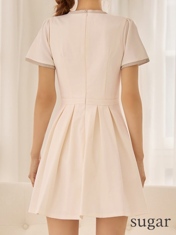 アイボリー　モデル：まりん　身長：164cm　着用サイズ：Sサイズ