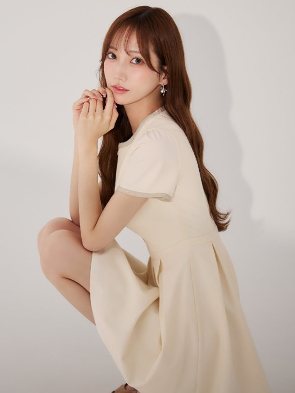 アイボリー モデル：あすか　身長：170cm　着用サイズ：Sサイズ