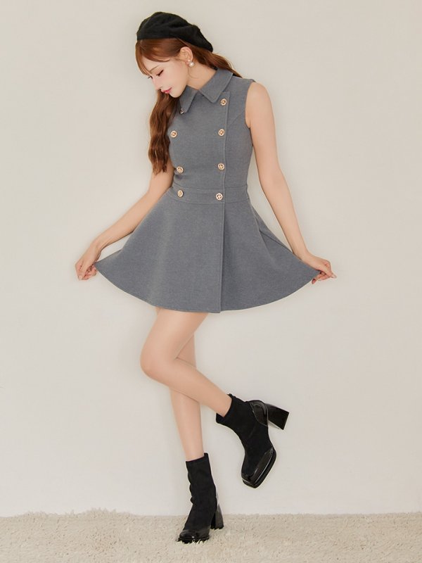 グレー モデル：明日花キララ　身長：162cm 着用サイズ：Sサイズ