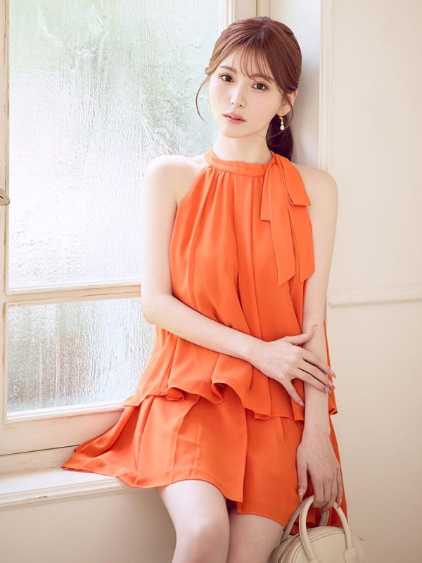 オレンジ モデル：けい　身長165cm　着用サイズ：Sサイズ