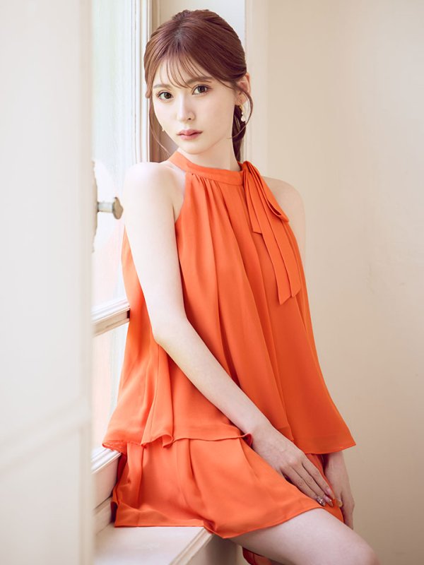 オレンジ モデル：けい　身長165cm　着用サイズ：Sサイズ