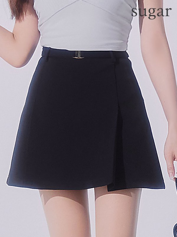 ブルー モデル：明日花キララ　身長：162cm 着用サイズ：Sサイズ