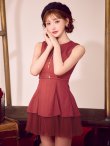 レッド　モデル：明日花キララ　身長：162cm 着用サイズ：Sサイズ