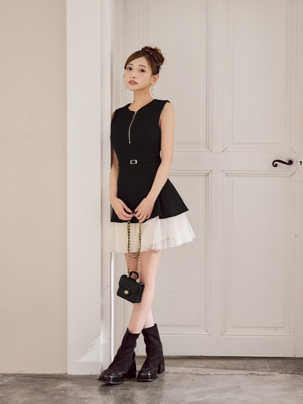 ブラック×アイボリー　モデル：みあ　身長：147cm　着用サイズ：Sサイズ