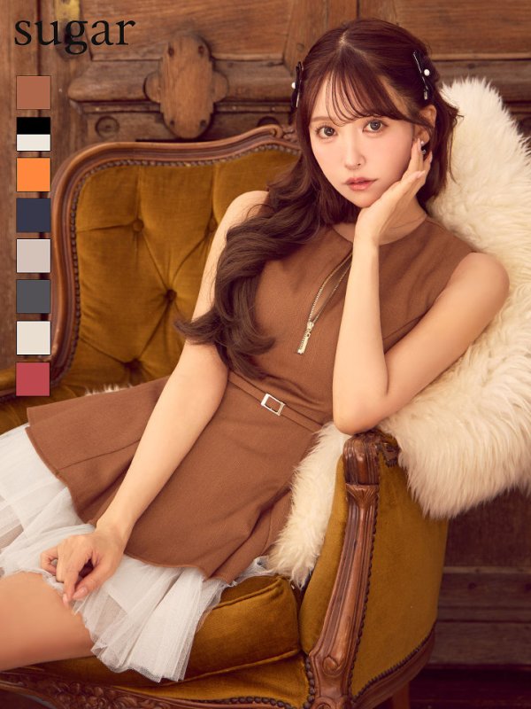 キャメル×アイボリー　モデル：三上悠亜　身長：159cm　着用サイズ：Sサイズ