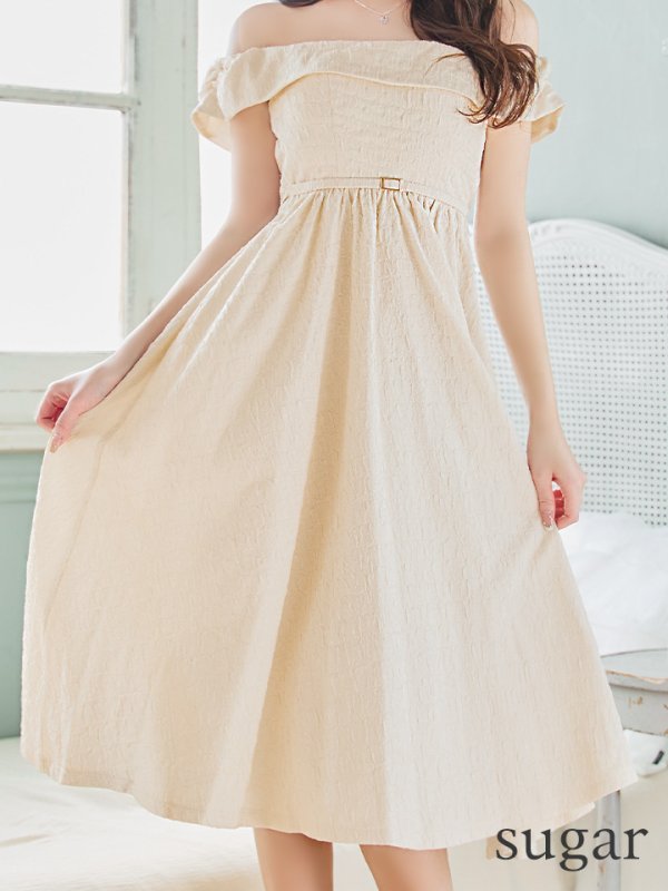 アイボリー モデル:りな 身長:160cm 着用サイズ:Sサイズ