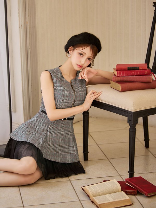 グレーチェック モデル：ももか　身長：156cm　着用サイズ：Sサイズ
