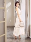 ホワイト　モデル：天海りこ　身長：156cm　着用サイズ：Sサイズ