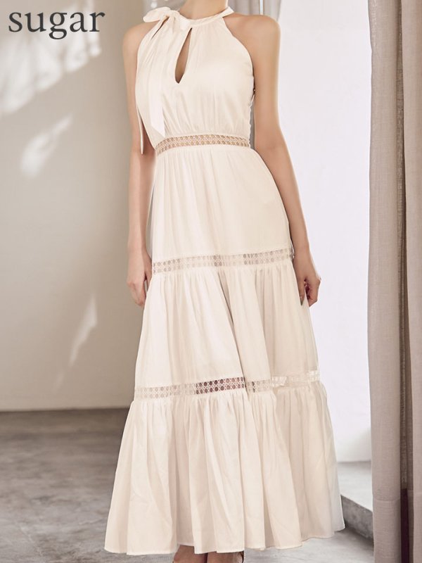 ホワイト　モデル：天海りこ　身長：156cm　着用サイズ：Sサイズ