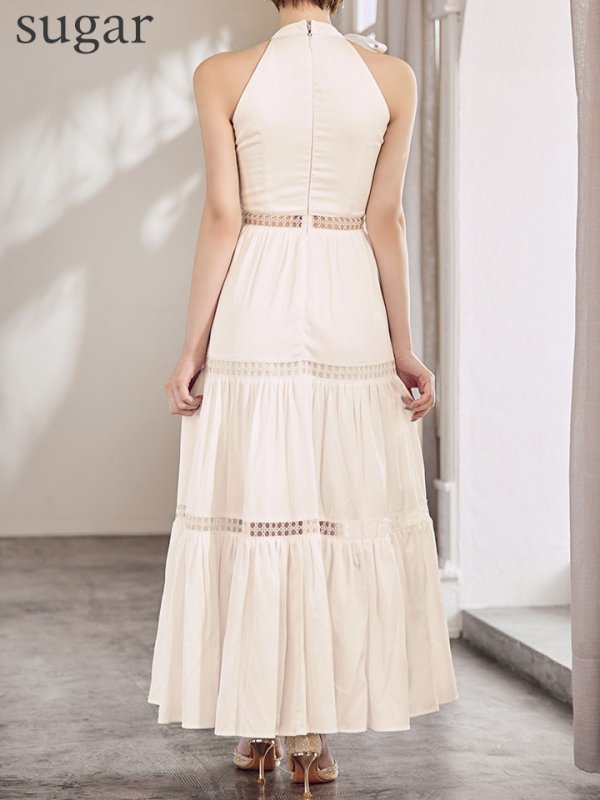 ホワイト　モデル：天海りこ　身長：156cm　着用サイズ：Sサイズ