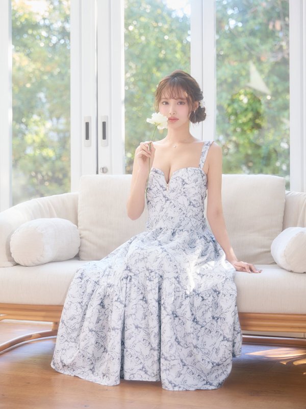 アイボリーxグレー モデル：きほ　身長：169cm 着用サイズ：Sサイズ