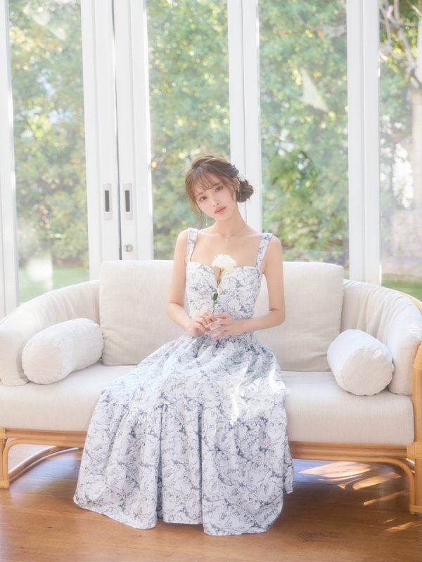 アイボリーxグレー モデル：きほ　身長：169cm 着用サイズ：Sサイズ