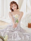 ベージュ モデル：明日花キララ　身長：162cm 着用サイズ：Sサイズ