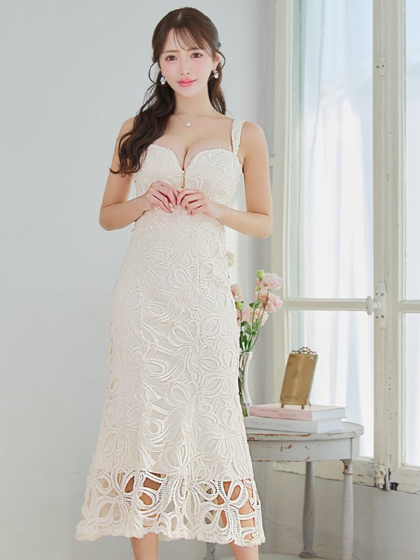 アイボリー モデル:りな 身長:160cm 着用サイズ:Sサイズ