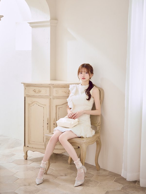 アイボリー モデル：羽澄まり　身長：158cm　着用サイズ：Sサイズ