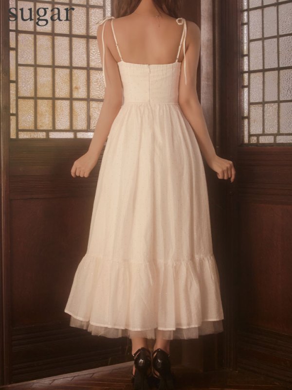 アイボリー　モデル：三上悠亜　身長：159cm　着用サイズ：Sサイズ