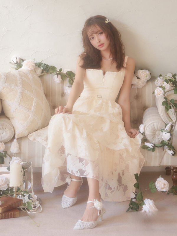 アイボリー モデル：きほ　身長：169cm　着用サイズ：Sサイズ