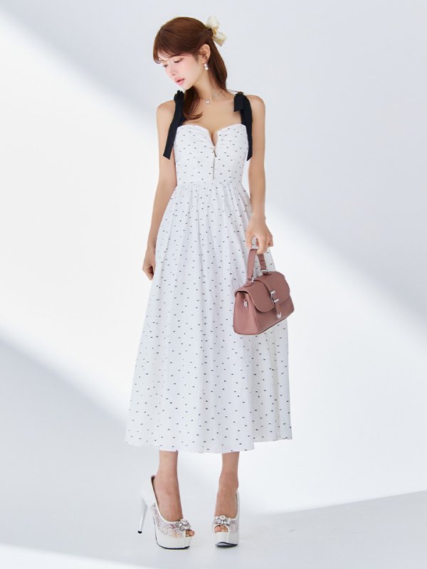 ホワイト モデル:まりん 身長:164cm 着用サイズ:Sサイズ