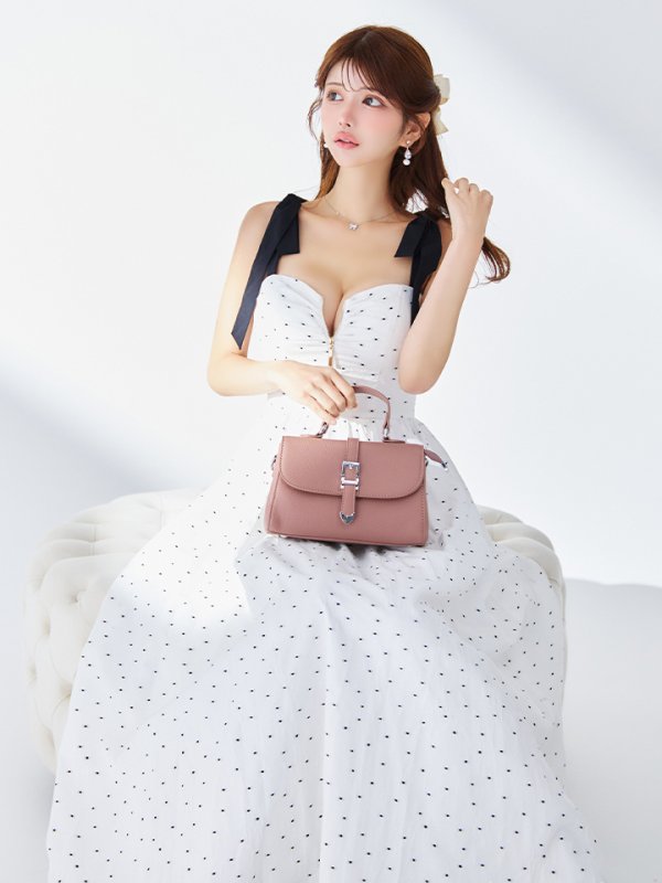 ホワイト モデル:まりん 身長:164cm 着用サイズ:Sサイズ