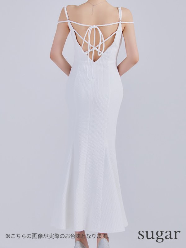 ホワイト モデル:ももか 身長:156cm 着用サイズ:Sサイズ