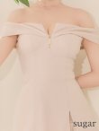 アイボリー　モデル：明日花キララ　身長162cm　着用サイズ：Sサイズ