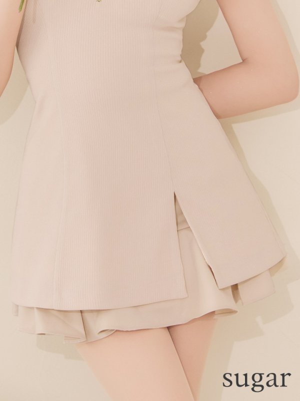 アイボリー　モデル：明日花キララ　身長162cm　着用サイズ：Sサイズ