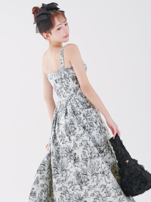 グレー モデル：りな　身長：160cm　着用サイズ：Sサイズ