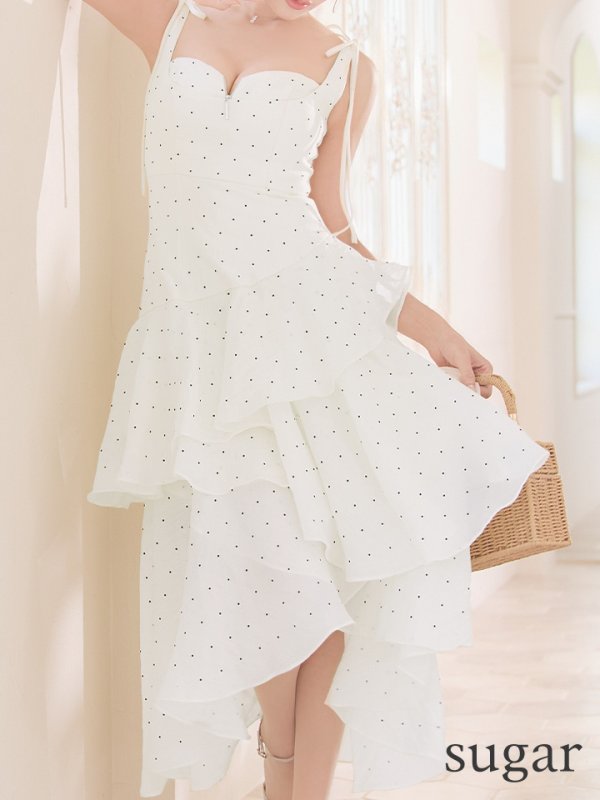 ホワイト モデル:明日花キララ 身長:162cm サイズ:Sサイズ