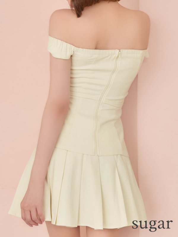 アイボリー　モデル：れみれみ　身長：163cm　着用サイズ：Sサイズ