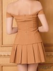 キャメル モデル：明日花キララ　身長：162cm 着用サイズ：Sサイズ