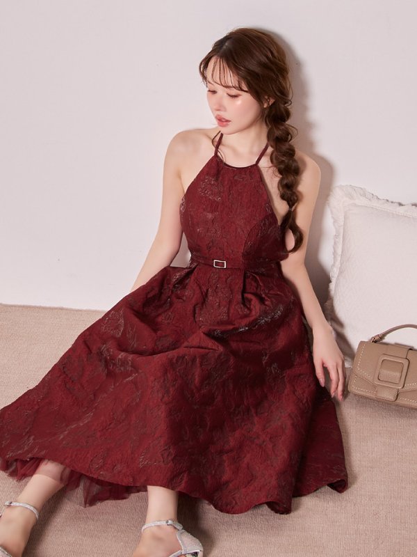 レッド モデル：ゆめ　身長：160cm　着用サイズ：Sサイズ