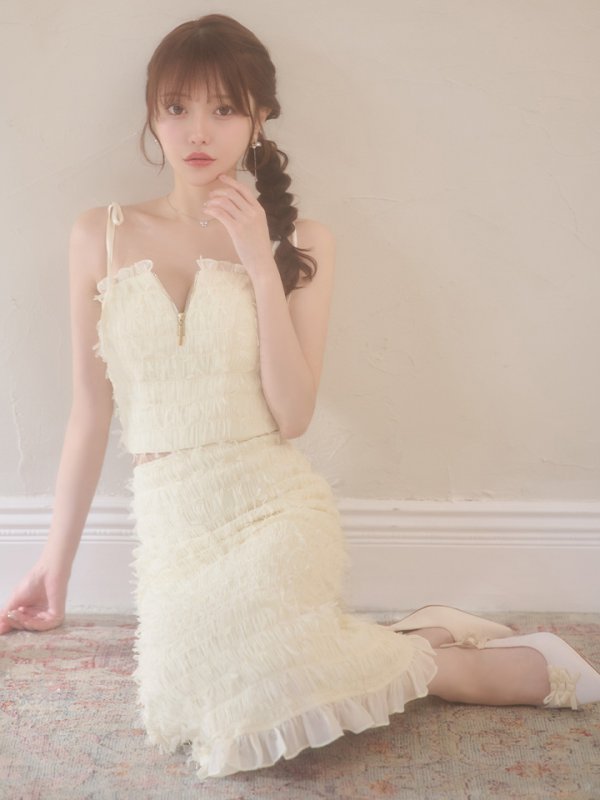 アイボリー　モデル：羽澄まり 身長：158cm　着用サイズ：Sサイズ