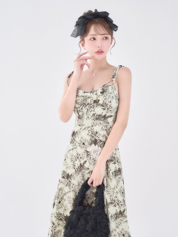 ブラウン モデル：りな　身長：160cm　着用サイズ：Sサイズ