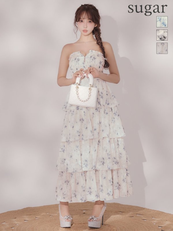 ベージュ　モデル：三上悠亜　身長：159cm　着用サイズ：Sサイズ