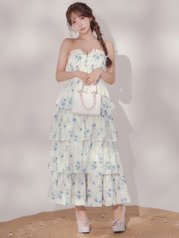 ブルー　モデル：三上悠亜　身長：159cm　着用サイズ：Sサイズ