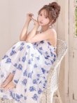 ホワイト×ネイビー　モデル：三上悠亜　身長：159cm　着用サイズ：Sサイズ