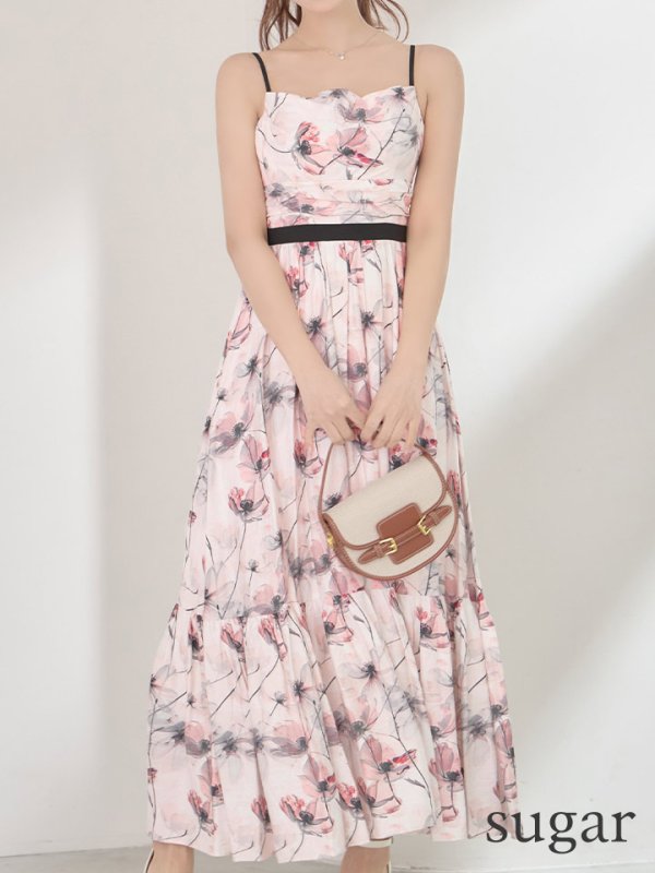 ピンク　モデル：三上悠亜　身長：159cm　着用サイズ：Sサイズ