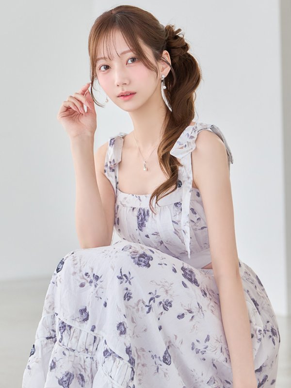 ブルー モデル：あすか　身長：170cm　着用サイズ：Sサイズ