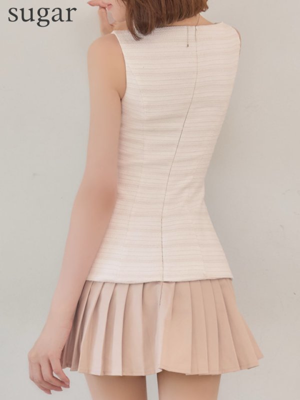 ホワイトxベージュ　モデル：れみれみ　身長：163cm　着用サイズ：Sサイズ