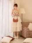 ベージュ　モデル：三上悠亜　身長：159cm　着用サイズ：Sサイズ