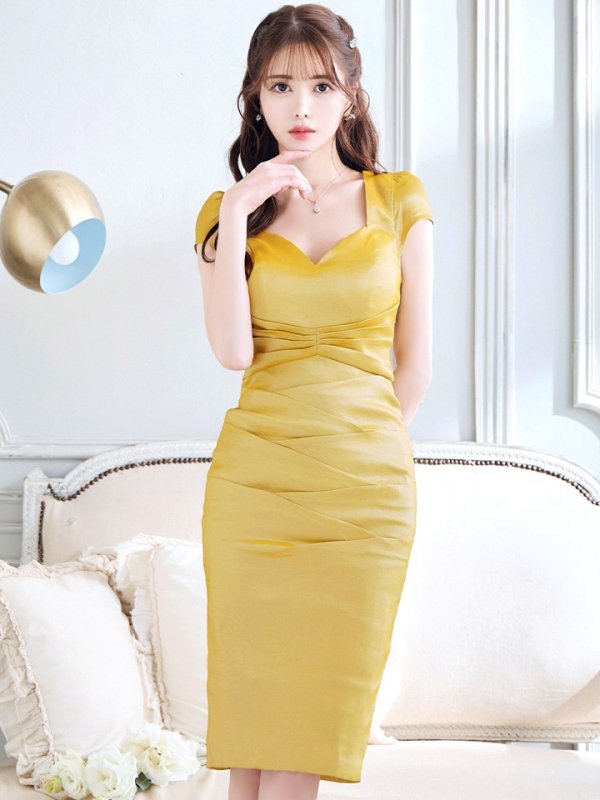 セイロンイエロー モデル:ゆめ 身長:160cm 着用サイズ:8号(Sサイズ)