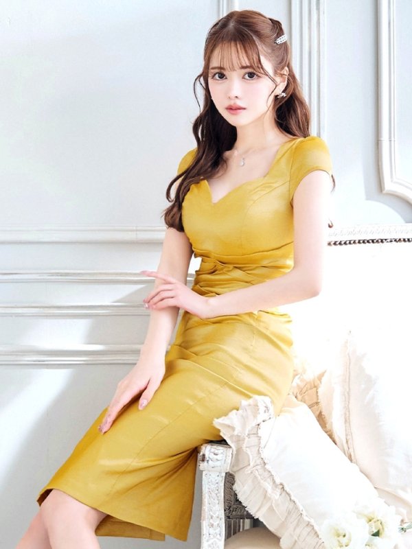 セイロンイエロー モデル:ゆめ 身長:160cm 着用サイズ:8号(Sサイズ)