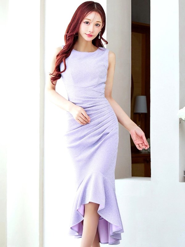 ラベンダー モデル：真優川咲　身長：158cm　着用サイズ：8号(Sサイズ)