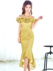 ライトゴールド モデル：真優川咲　身長：158cm　着用サイズ：8号(Sサイズ)