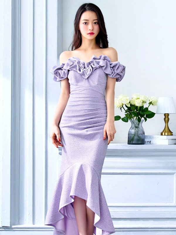 ラベンダー モデル:るな 身長:159cm 着用サイズ:8号(Sサイズ)