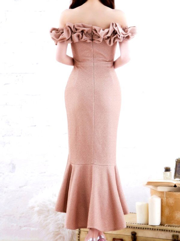 シャンパン モデル:ゆめ 身長:160cm 着用サイズ:8号(Sサイズ)